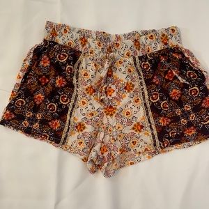 Floral burgundy shorts